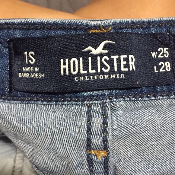Hollister Distressed High Rise Skinny Jeans - Picture 3 of 4